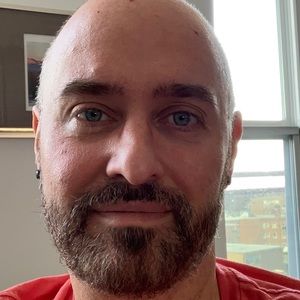 Meet your Posher, José